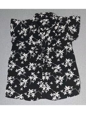 Tahari Sleeveless Ruffled Button Up Blouse Womens Size Small Black And White...
